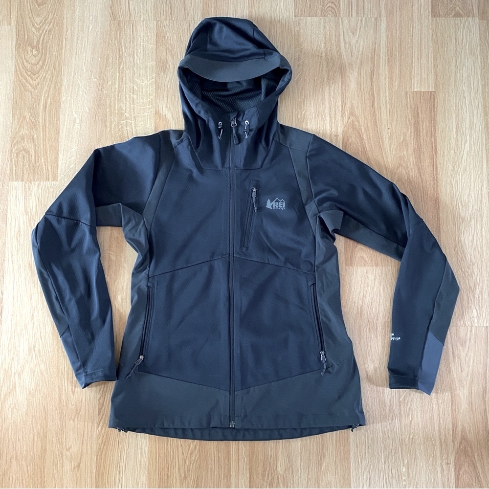 REI Jacket Goretex Windstopper Women’s Small